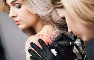 Safety precautions to follow before getting a new tattoo