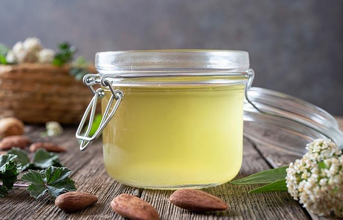 घर में बादाम तेल बनाने की विधि - Make Almond Oil At Home in Hindi