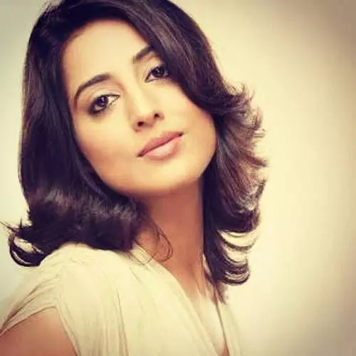 Mahie Gill Of 'Dev.D' Fame Reveals She Is Mother To A Three-Year-Old Daughter But Is Not Married Yet