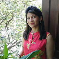 Shivani Aswal Sharma, CDE- STYLECRAZE