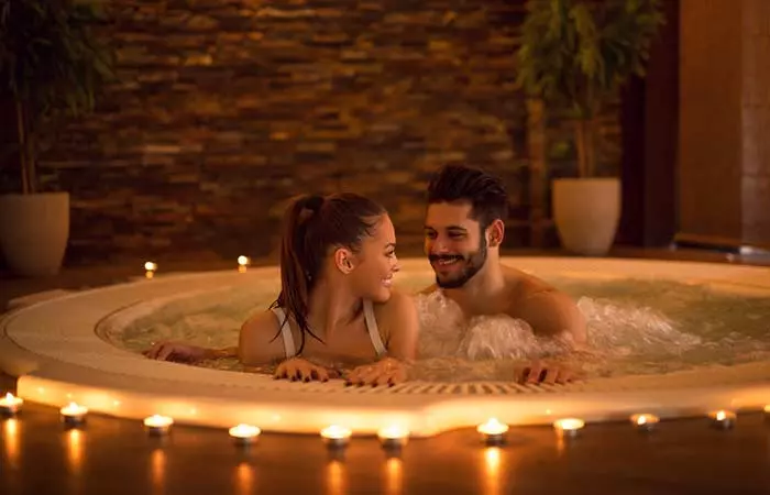 A combined bath is a perfect late-night date idea