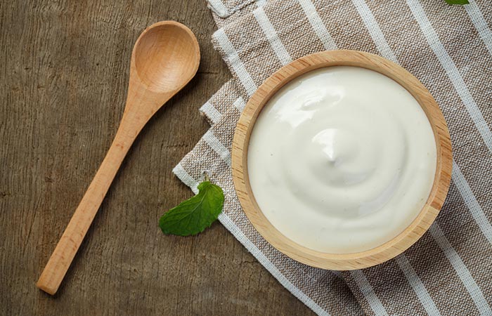 How do Hair Grow with Yogurt in Hindi
