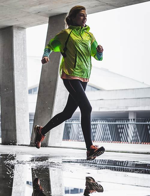 What To Wear While Running In The Rain