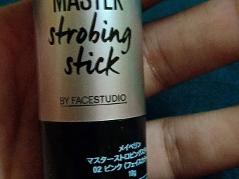 Maybelline New York Facestudio Master Strobing Stick Illuminating Highlighter pic 4-Awesome highlighter-By bushra5