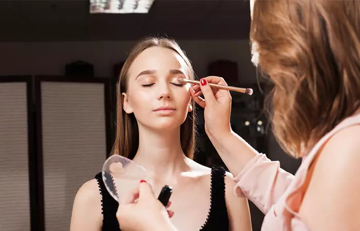 Concealer As Eyelid Primer