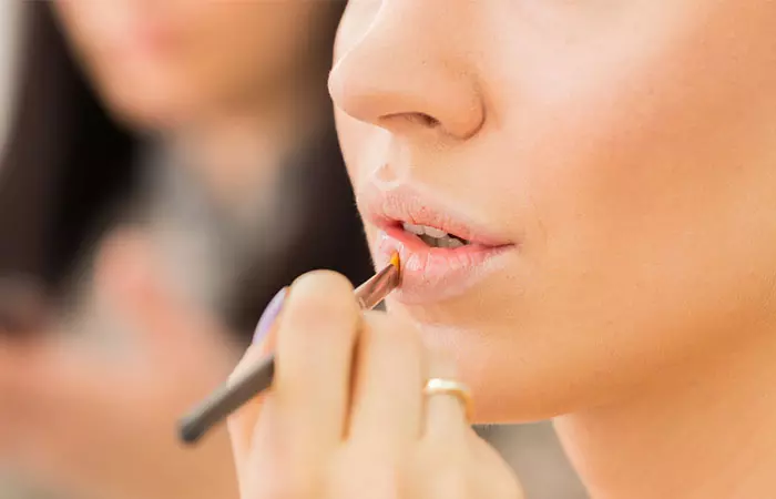 Concealer To Plump Your Lips