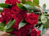 गुलाब की पंखुड़ियों के फायदे और नुकसान – Rose Petals (Gulab) Benefits ...