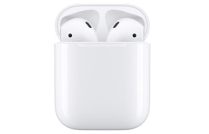 Apple Airpods with Charging Case