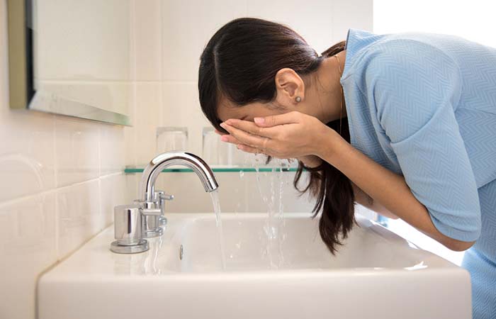 While the water is on its way to reaching its boiling temperature, you need to prep your face for the steam