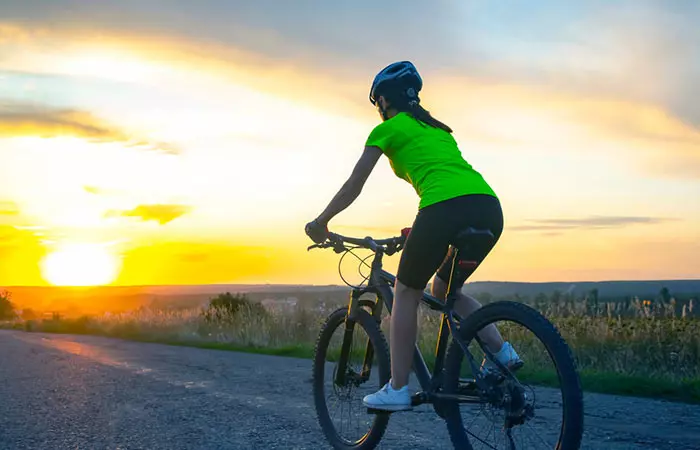 Bicycling to burn calories