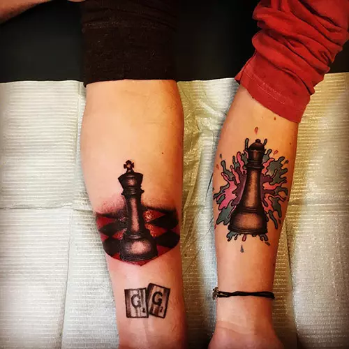 Red ink chess icons for king and queen tattoos