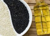 तिल के तेल के 13 फायदे, उपयोग और नुकसान - Sesame Oil Benefits, Uses ...