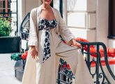 13 Best Linen Pants For Women That Are Breathable & Airy - 2022