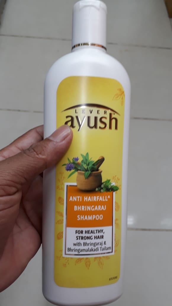 Lever Ayush Anti Hairfall Bhringaraj Shampoo Reviews, Ingredients ...