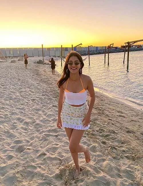 A Beachside Date