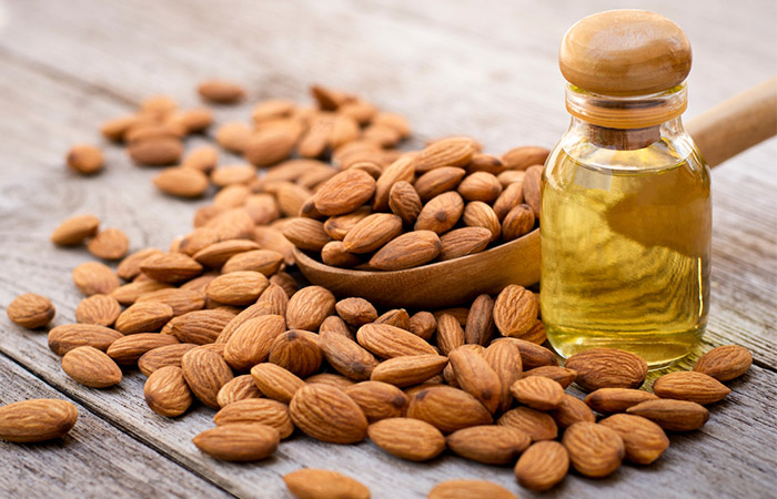 Almond oil to get rid of red stretch marks