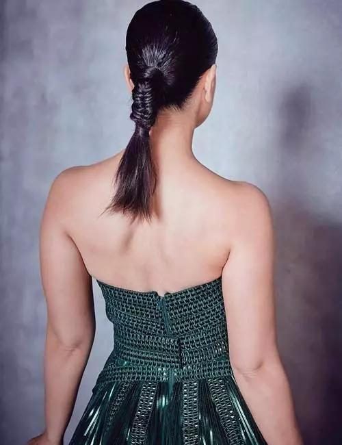 “I Am A Hidden Model” Kareena Kapoor Turns Showstopper At Lakme Fashion Week Grand Finale (2)