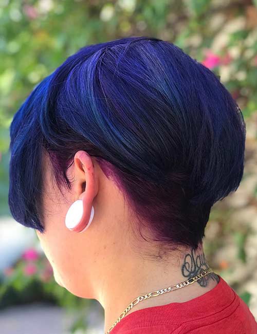 Idées de cheveux bleus et violets intenses