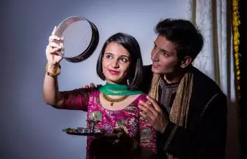 Karwa Chauth Message for Wife in hindi