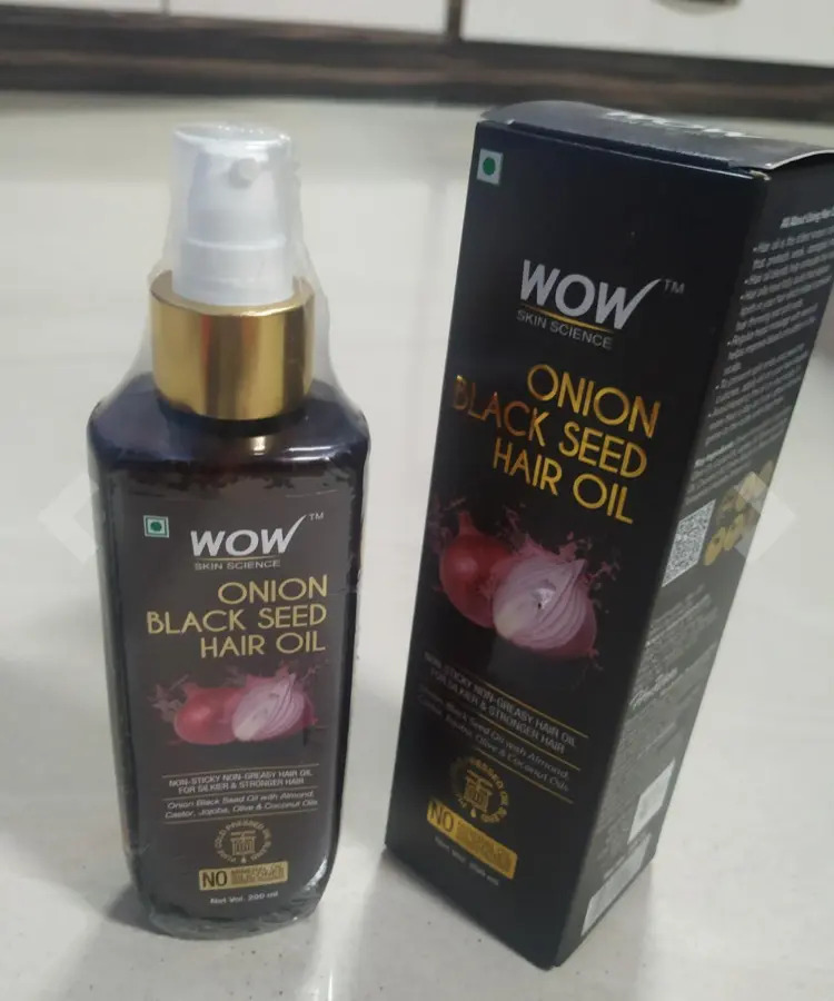 WOW Skin Science Onion Black Seed Hair Oil Reviews, Price, Benefits