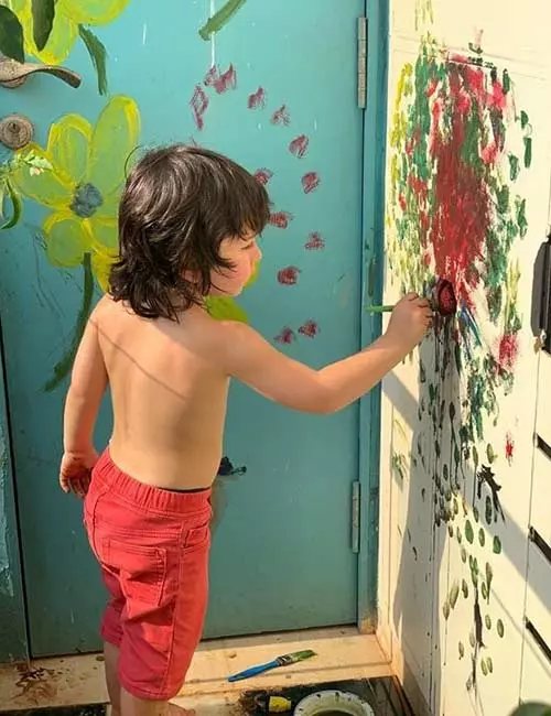 Kareena also shared a lovely shot of Taimur painting