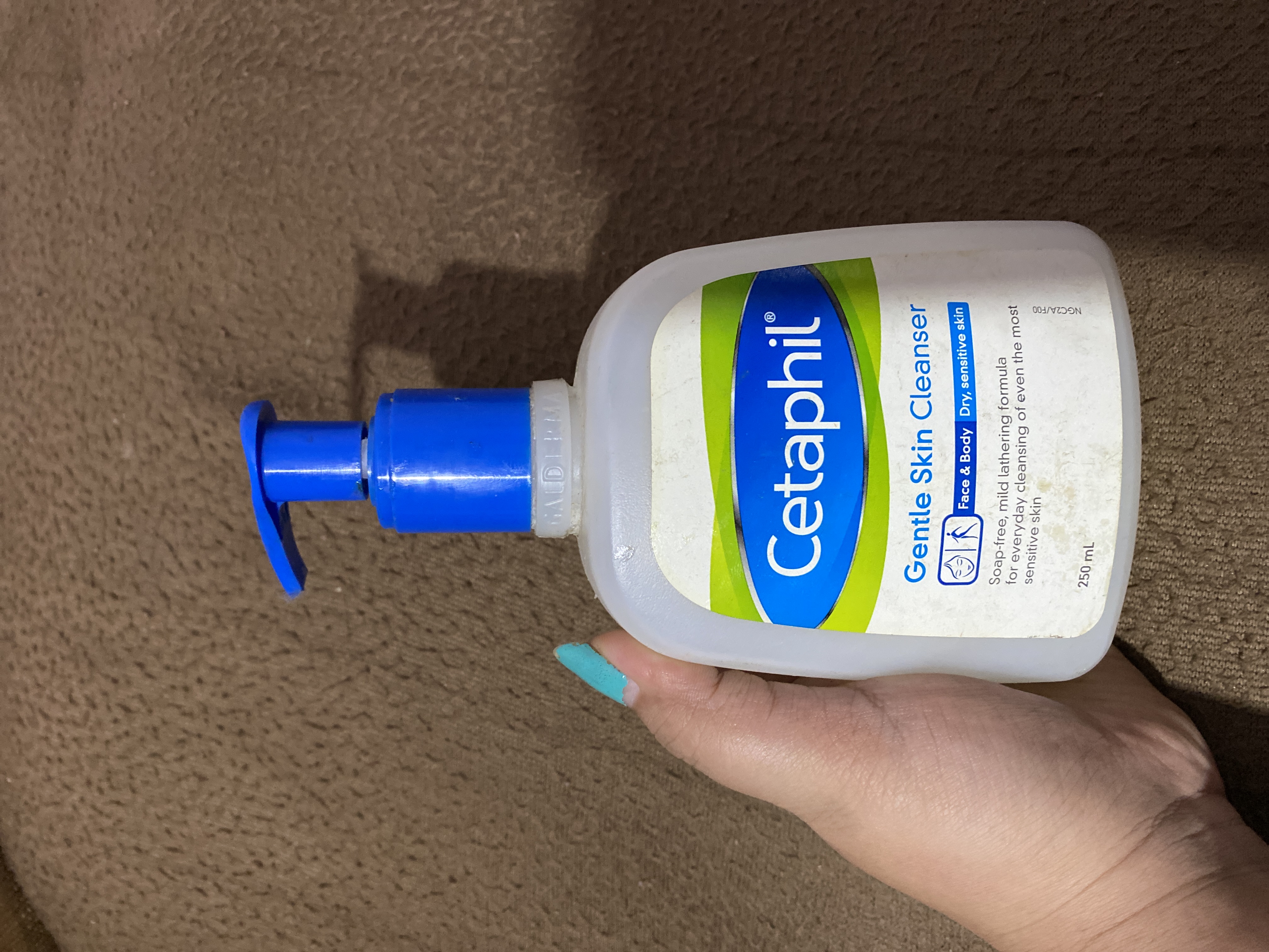 cetaphil-daily-facial-cleanser-reviews-price-benefits-how-to-use-it