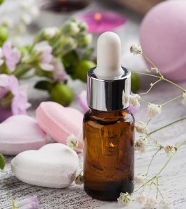 The 13 Best Essential Oils For Bath B...