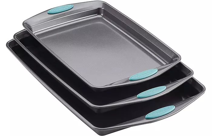 Best Non-Stick Baking Sheet: Rachael Ray Bakeware Set