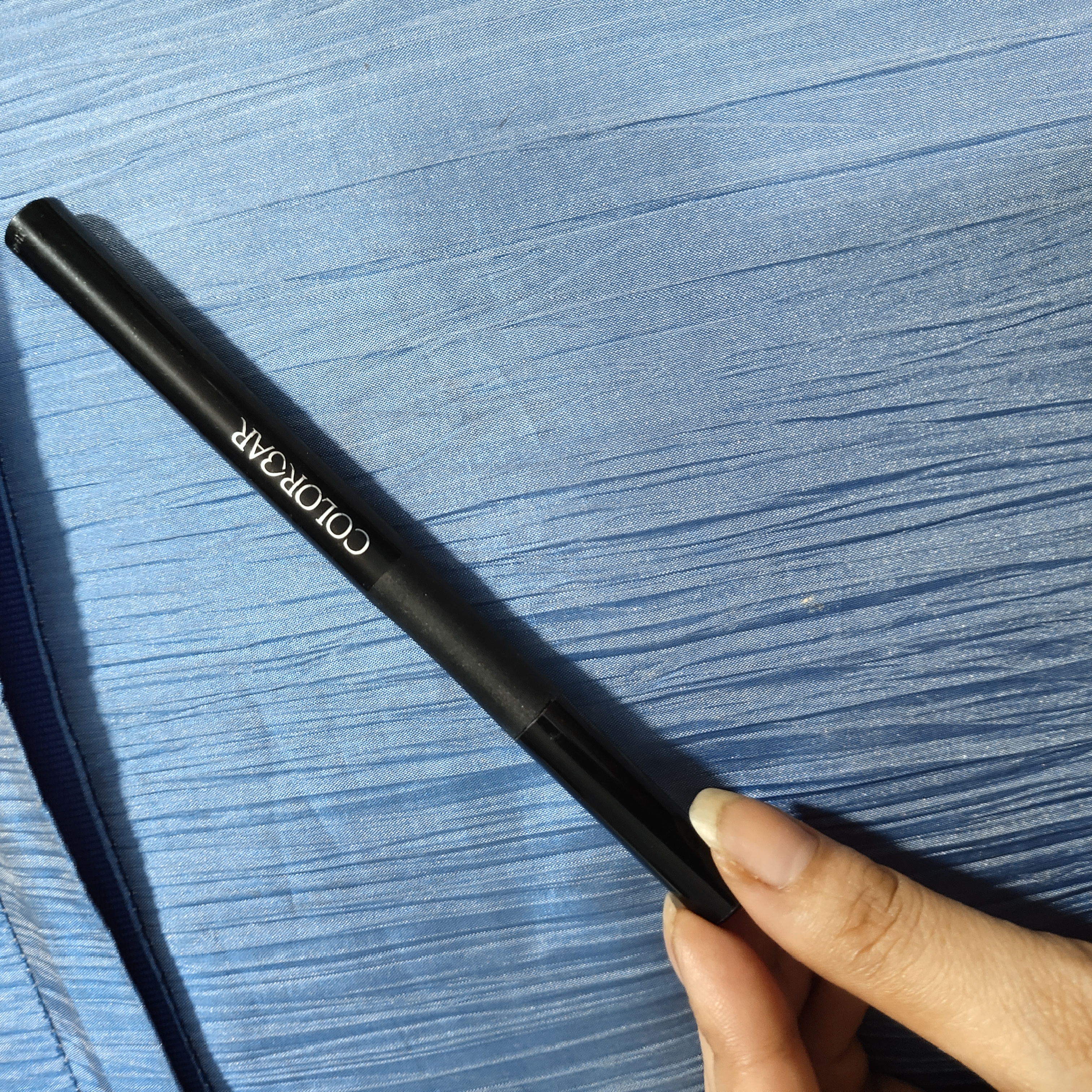 Colorbar Ultimate Eyeliner Reviews, Shades, Benefits, Price: How To Use It?