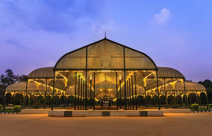 Romantic Dates At Lalbagh