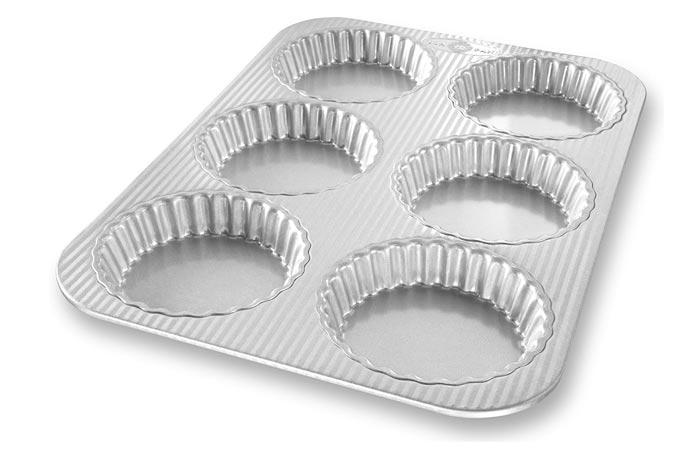 USA Pan Bakeware Aluminized Steel Mini Fluted Tart Pan