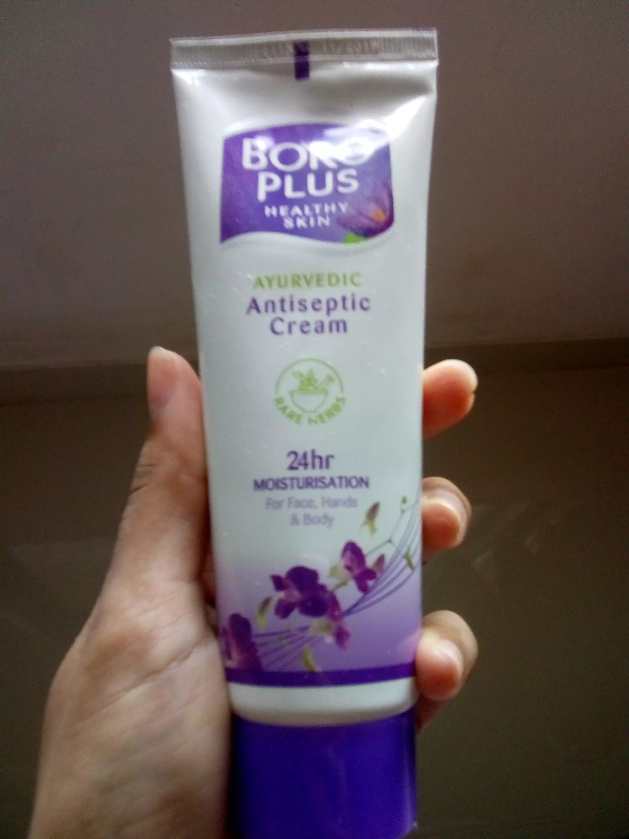 Boroplus Antiseptic Cream Reviews, Ingredients, Benefits, How To Use, Price