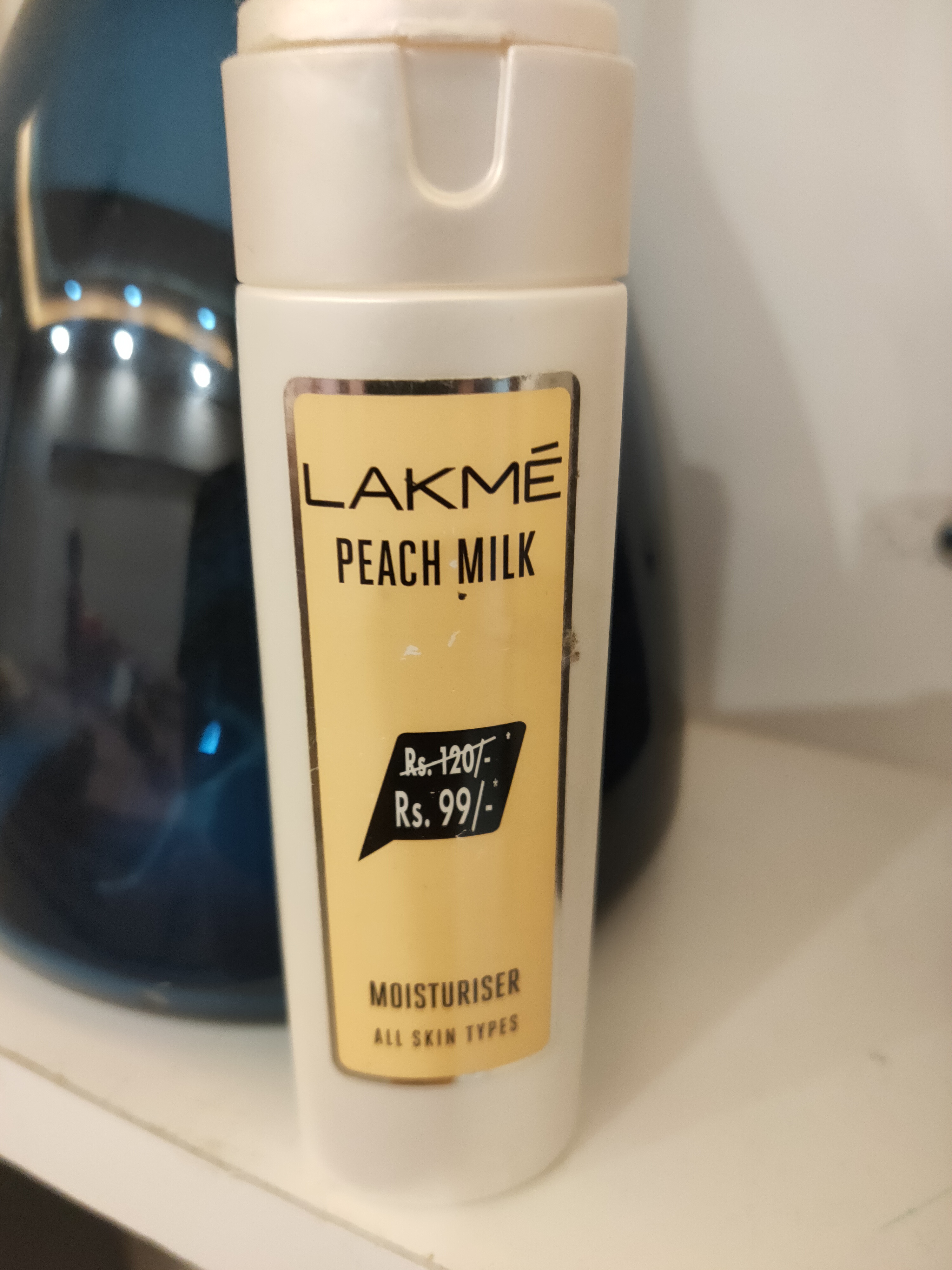 Featured image of post Steps to Prepare Lakme Peach Milk Moisturizer Cream Benefits