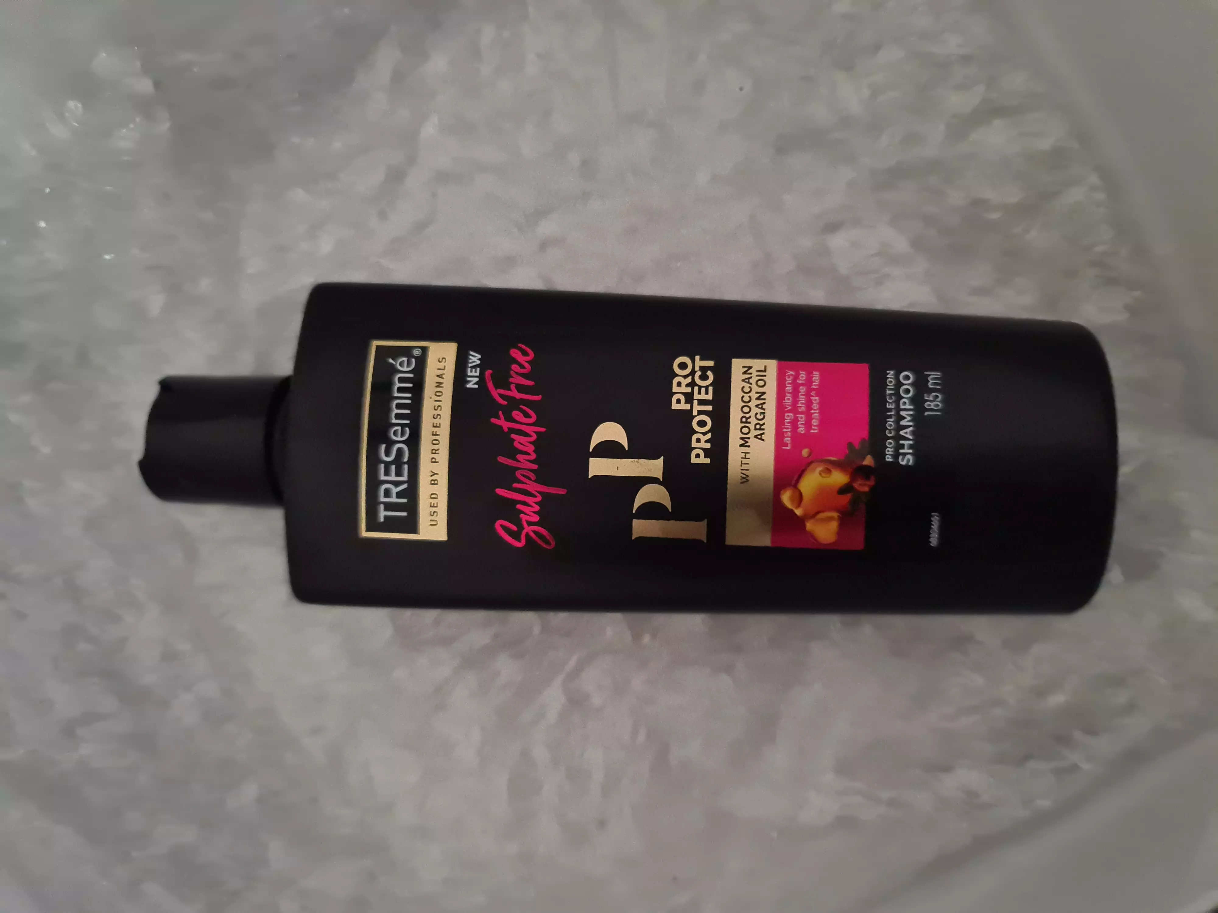 tresemme-pro-protect-sulphate-free-shampoo-reviews-ingredients