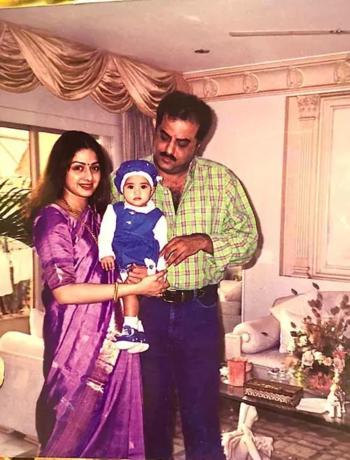 Celebrating Sridevi Let’s Take A Look At The 5 Most Iconic Looks Of The Late Actress