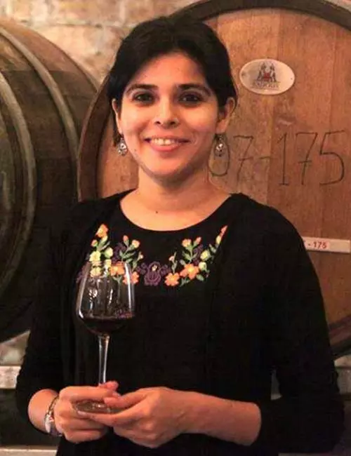 Sovna Puri Sommelier