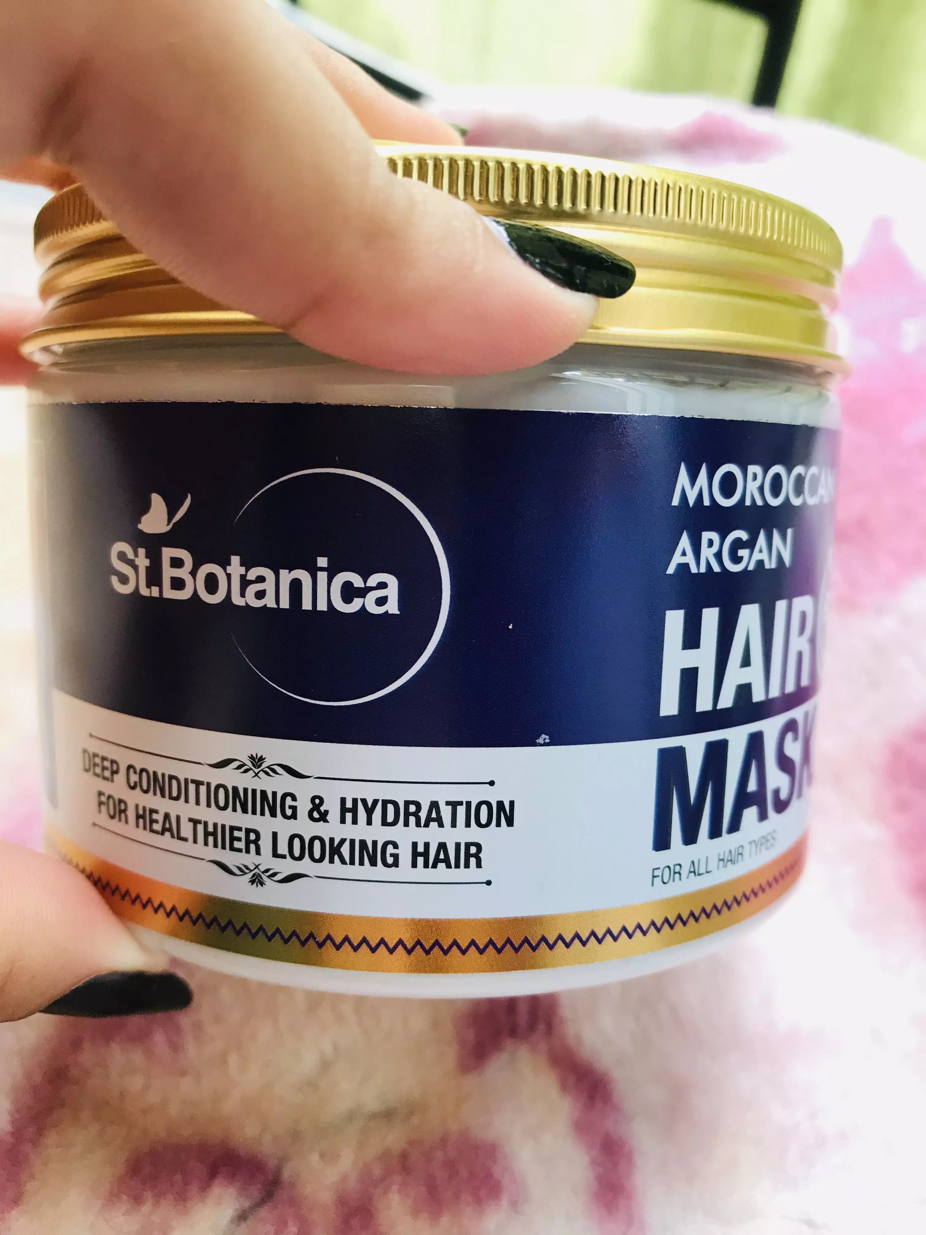 St.Botanica Moroccan Argan Hair Mask Reviews, Ingredients, Benefits