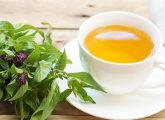 तुलसी की चाय के फायदे, उपयोग और नुकसान - All About Basil Tea (Tulsi ...