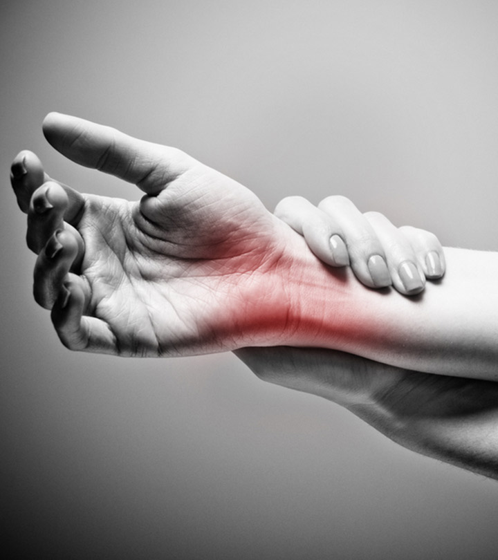 हाथ में दर्द के कारण, लक्षण और घरेलू उपाय – Hand Pain Causes, Symptoms and Home Remedies in Hindi