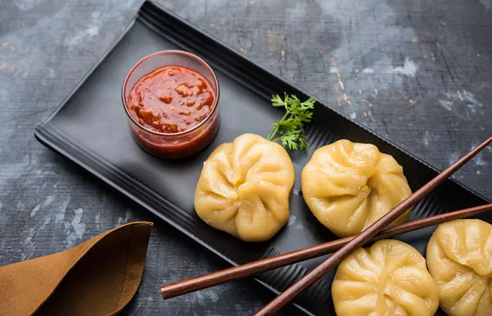 Momos