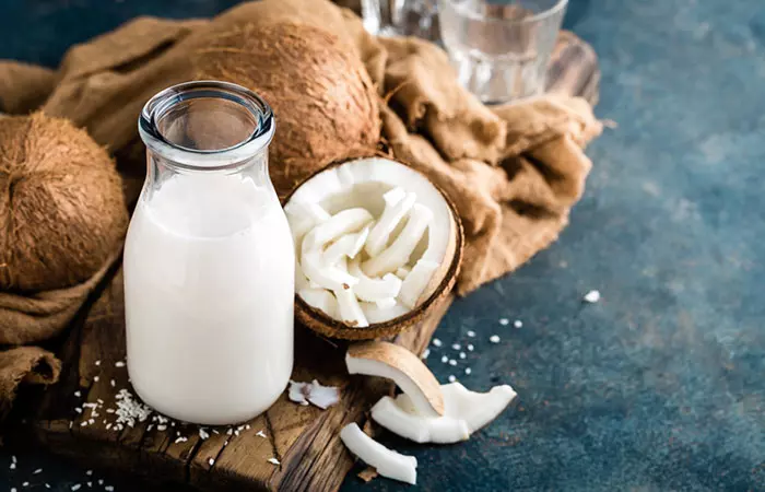 Make A Coconut Mask