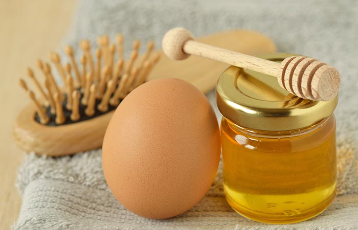 Honey and egg as ingredients for a homemade hair mask