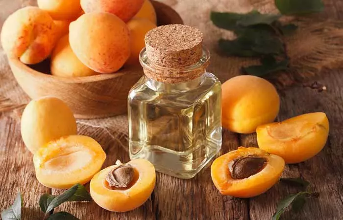 Himachal Pradesh And Ladakh Apricot Oil To Reduce The Appearance Of Red, Flaky Skin