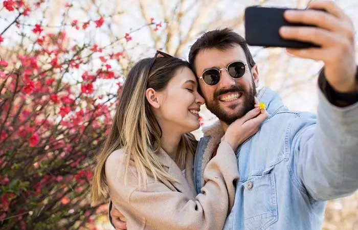 Let’s Hang Out With My Friends