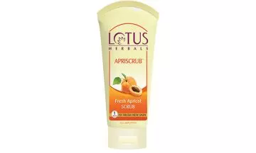 Lotus Herbals Apriscrub Fresh Apricot Scrub
