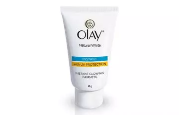 OlAY Natural White Light Instant Glowing Fairness