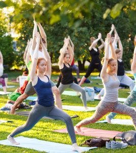 योगासन के 39 लाभ, नियम और प्रकार - Everything About Yoga in Hindi