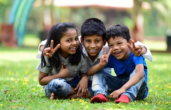 50+ Best Childhood Memories Quotes In Hindi