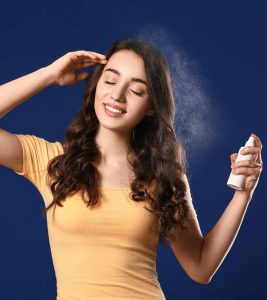 DIY Natural Hairspray Recipes For All Hair Types