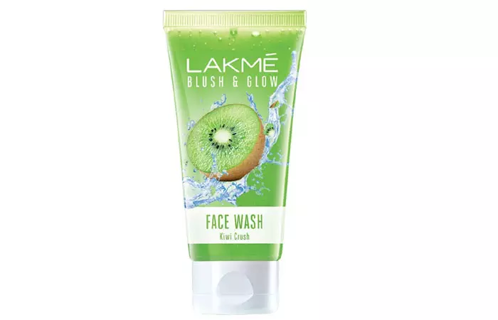 LAKME Blush Glow Face Wash – Kiwi Crush